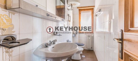 3 bedrooms Apartment in Rome, Italy No. 112630 19