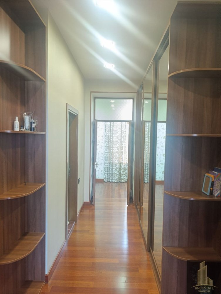 3 Schlafzimmer Wohnung in Sabail, Azerbaijan, Nr. 2253