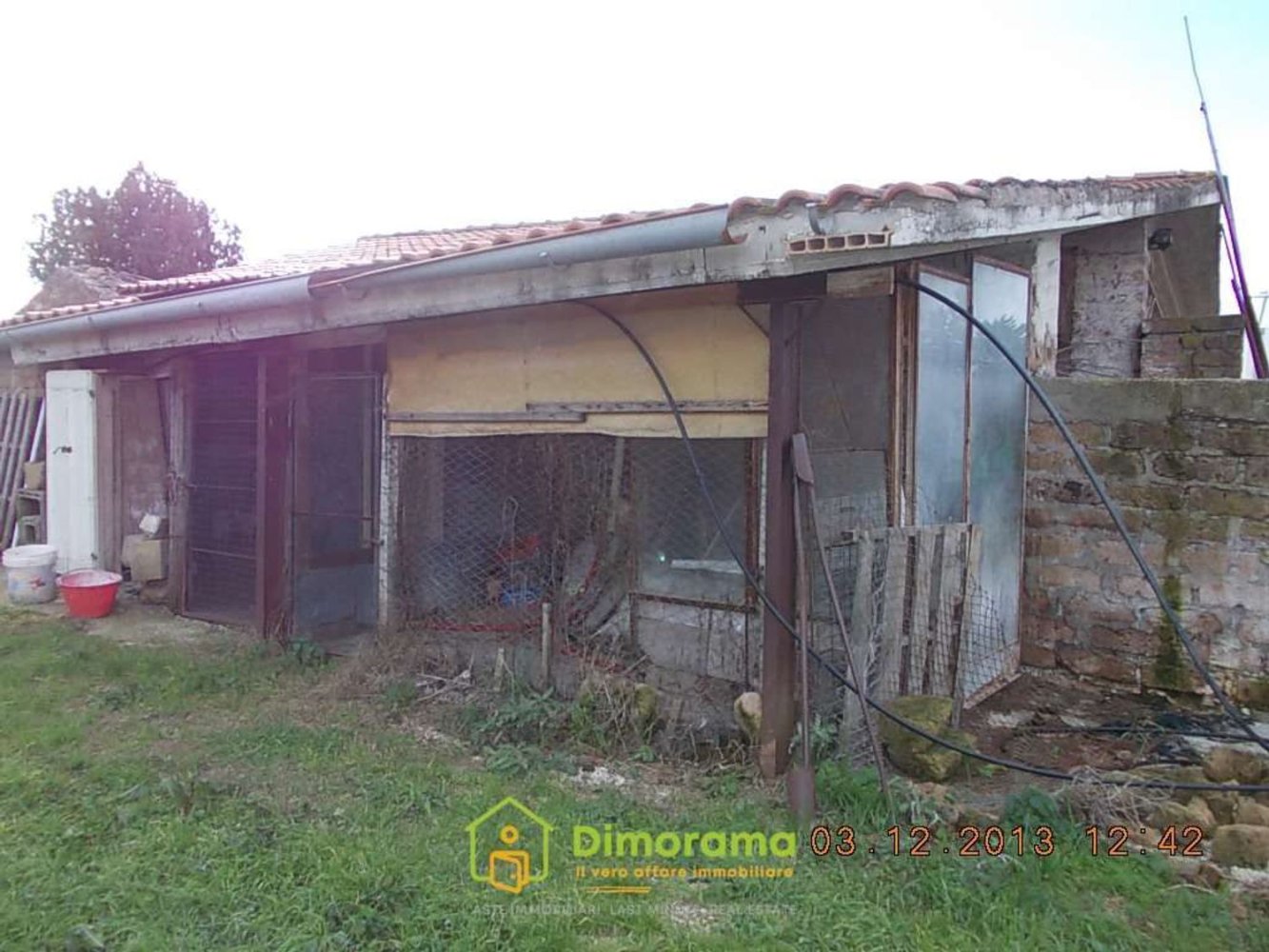  عقار تجاري في Villa San Giovanni in Tuscia, Italy 464متر مربع رقم 264928