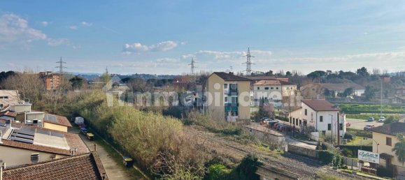 2 chambres Appartement à Florence, Italy No. 49006 9