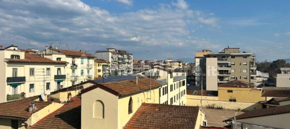 2 chambres Appartement à Florence, Italy No. 49006 7