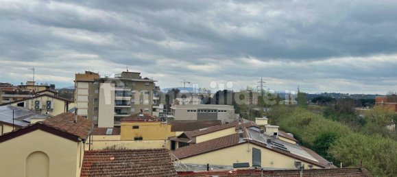 2 chambres Appartement à Florence, Italy No. 49006 6