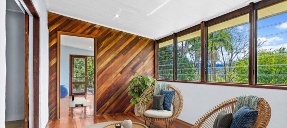 6 bedrooms House in Maleny, Australia No. 410 25