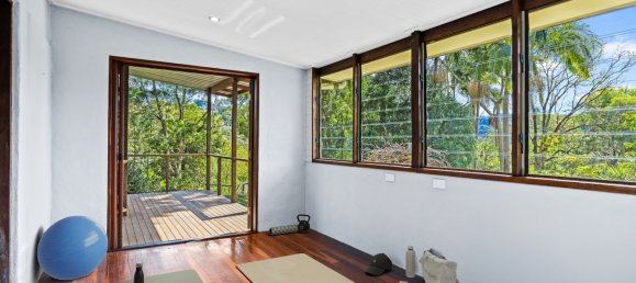 6 bedrooms House in Maleny, Australia No. 410 22