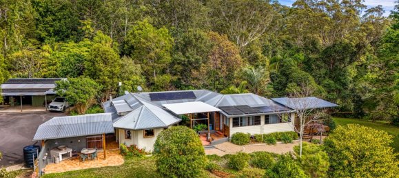 6 bedrooms House in Maleny, Australia No. 410 15