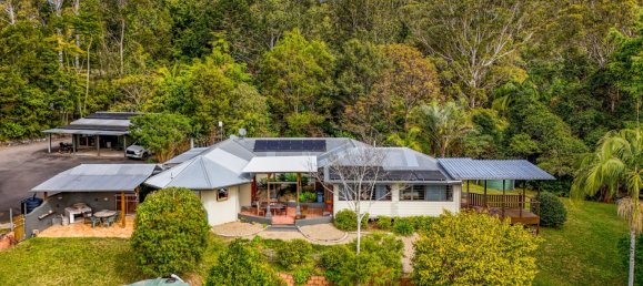 6 bedrooms House in Maleny, Australia No. 410 4