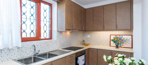 Propiedad comercial de 5 dormitorios en Zakynthos, Greece No. 555 11