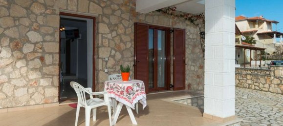 Propiedad comercial de 5 dormitorios en Zakynthos, Greece No. 555 16