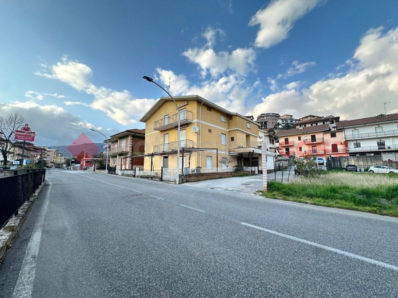 380m² Building in Fiuggi, Italy No. 273160