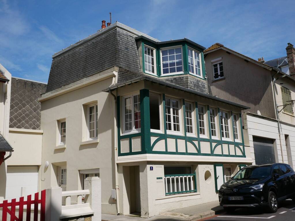5 bedrooms Villa in Le Touquet-Paris-Plage, France No. 252511