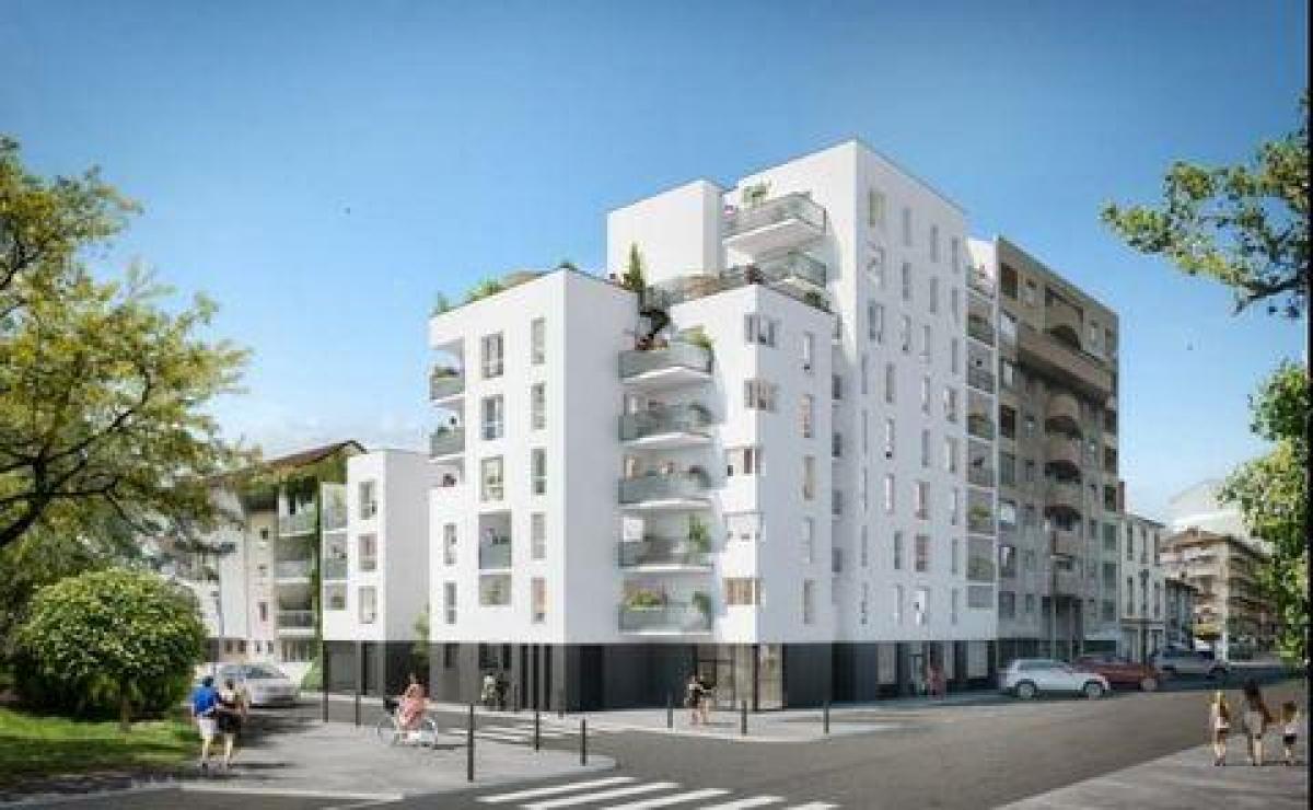 3 bedrooms Condo in Villeurbanne, France No. 32903