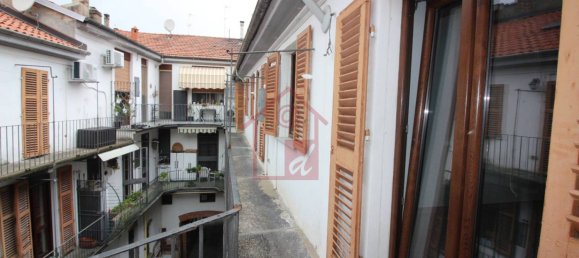 Apartamento de 1 dormitorio en Vercelli, Italy No. 333560 7