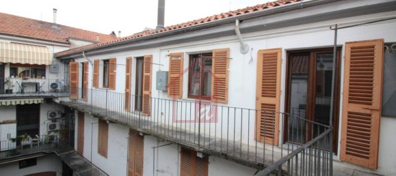 Apartamento de 1 dormitorio en Vercelli, Italy No. 333560 6