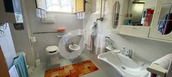 3 bedrooms Villa in Pietradefusi, Italy No. 262084 8