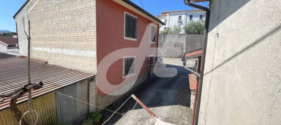 3 bedrooms Villa in Pietradefusi, Italy No. 262084 15