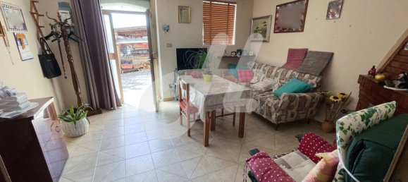 3 bedrooms Villa in Pietradefusi, Italy No. 262084 4