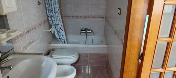 3-salle Appartement à Bari, Italy No. 43360 22