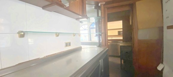 Gewerbliche Immobilie in A Coruna, Spain 246m², Nr. 43308 14