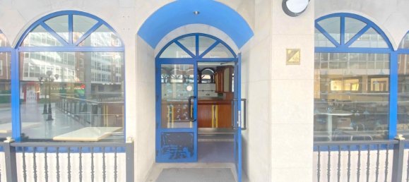 Gewerbliche Immobilie in A Coruna, Spain 246m², Nr. 43308 4