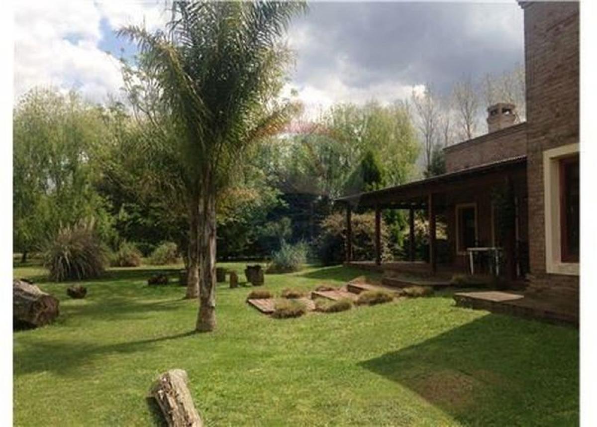 3 bedrooms House in Buenos Aires, Argentina No. 90548