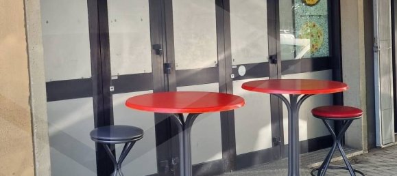 Imóvel comercial de 4 divisões em Pontedera, Italy N.º 24193 21