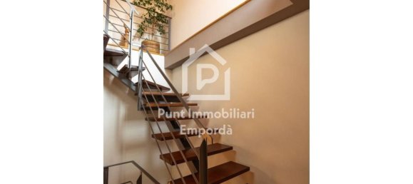 4 bedrooms House in Figueres, Spain No. 113569 3