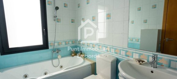 4 bedrooms House in Figueres, Spain No. 113569 43