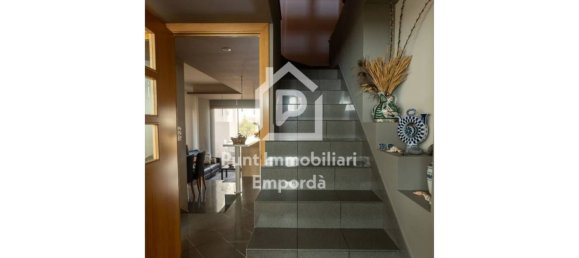 4 bedrooms House in Figueres, Spain No. 113569 10