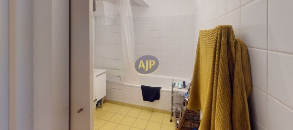 Estudio en Bordeaux, France No. 340074 4