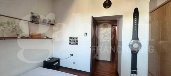 5 Schlafzimmer Wohnung in Erba, Italy, Nr. 312782 24