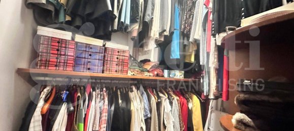 5 Schlafzimmer Wohnung in Erba, Italy, Nr. 312782 19