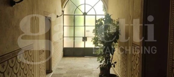 5 Schlafzimmer Wohnung in Erba, Italy, Nr. 312782 31