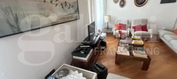 5 Schlafzimmer Wohnung in Erba, Italy, Nr. 312782 26