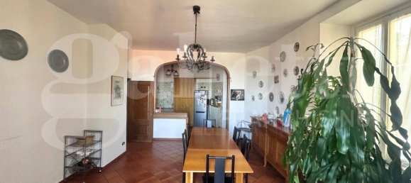 5 Schlafzimmer Wohnung in Erba, Italy, Nr. 312782 5