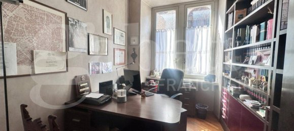 5 Schlafzimmer Wohnung in Erba, Italy, Nr. 312782 9