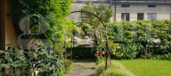 5 Schlafzimmer Wohnung in Erba, Italy, Nr. 312782 40