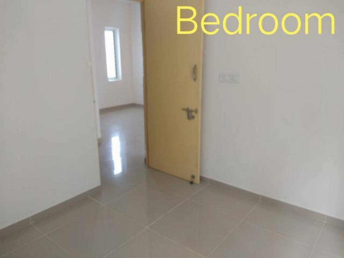 2 bedrooms House in Chennai, India No. 19835