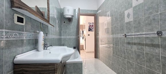 Квартира с 3 спальнями в Неаполь, Италия № 336318 22