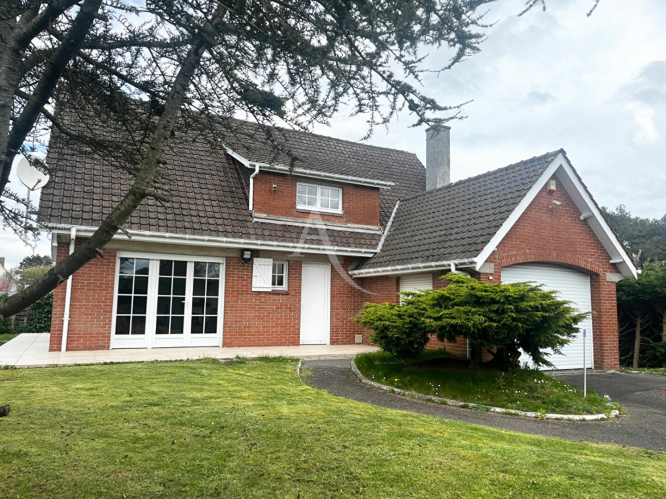 3 bedrooms Villa in Cucq, France No. 68017