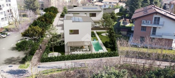 4-salle Penthouse à Bellusco, Italy No. 64034 6