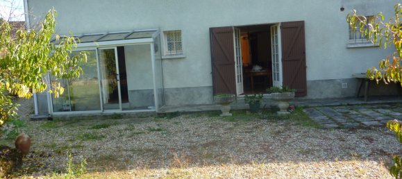 3 bedrooms House in Ingrandes, France No. 72290 2