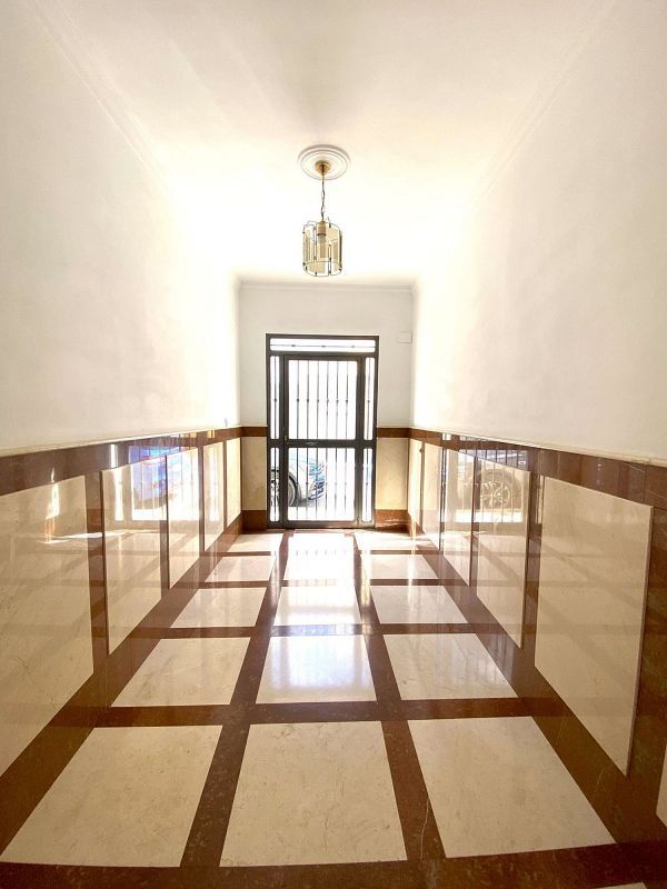 4 bedrooms Apartment in Andalusia, Spain No. 220367