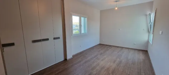 3 Schlafzimmer Wohnung in Agios Tychonas, Cyprus, Nr. 3866 9