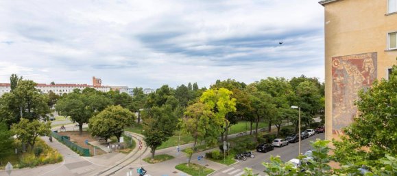 Квартира с 3 комнатами в Бригиттенау, Австрия № 203121 3