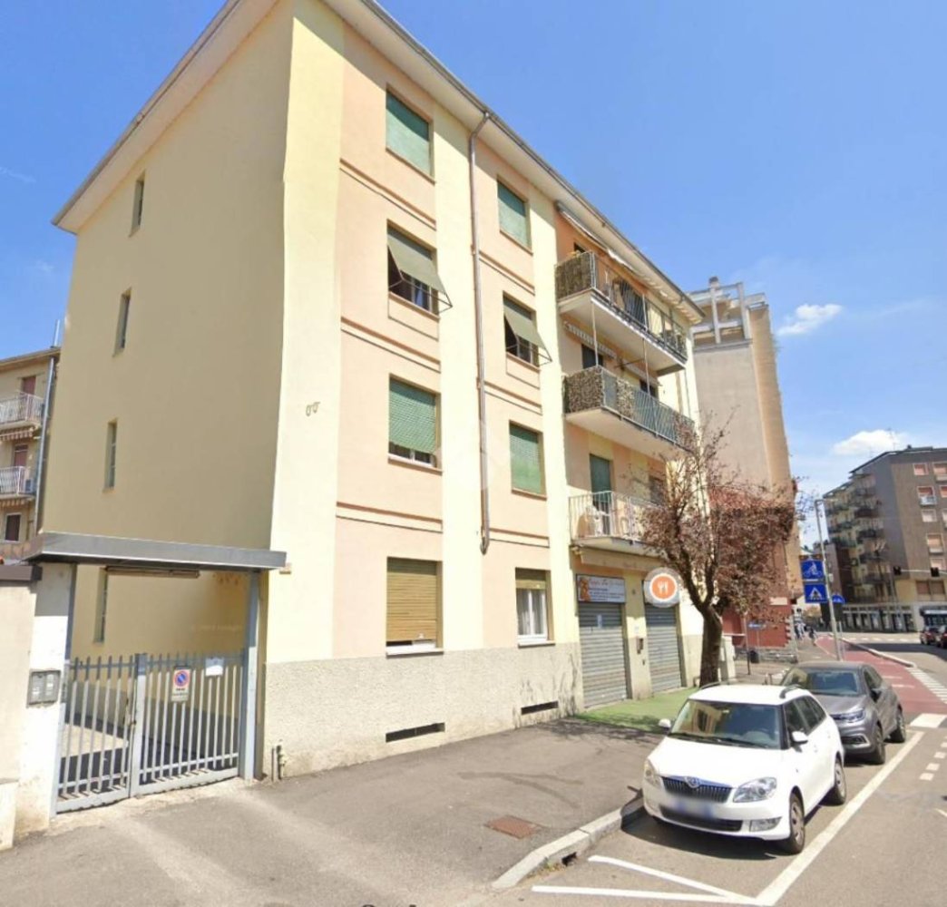 2 bedrooms Apartment in Rho, Italy No. 282309