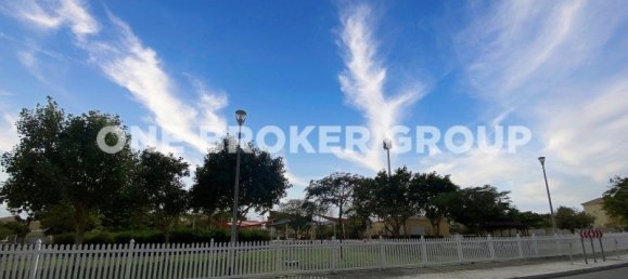 3 bedrooms Villa in Jumeirah Park, UAE No. 1535 2