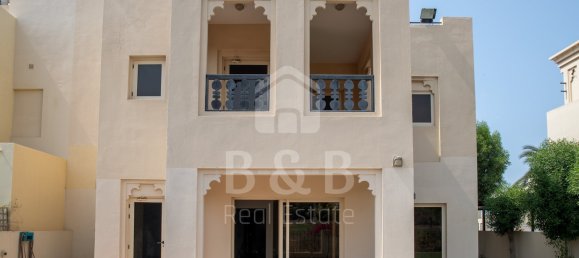 4 bedrooms Villa in Al Hamra Village, UAE No. 5971 10
