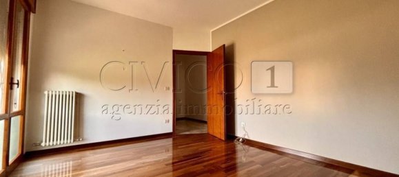 5 bedrooms Apartment in Grumolo delle Abbadesse, Italy No. 341063 10