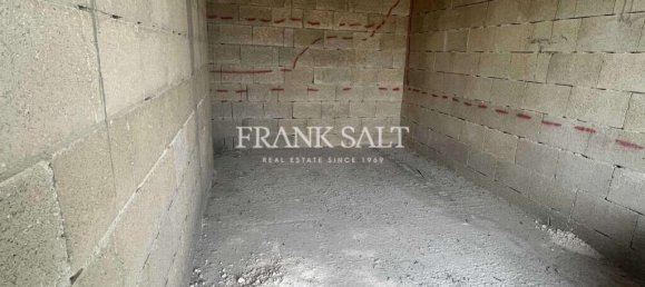 Apartamento de 3 dormitorios en Zurrieq, Malta No. 1884 4