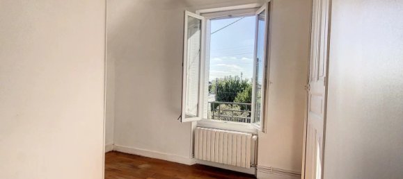 Casa de 3 dormitorios en Villemandeur, France No. 66941 7